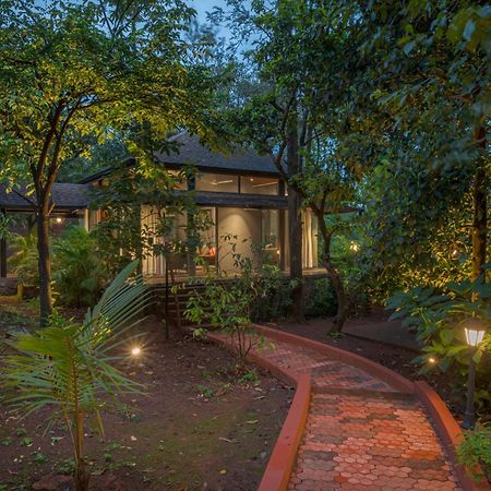 Saffronstays The Glasshouse, Panchgani - Beautiful Glass Villa For Couples Екстер'єр фото